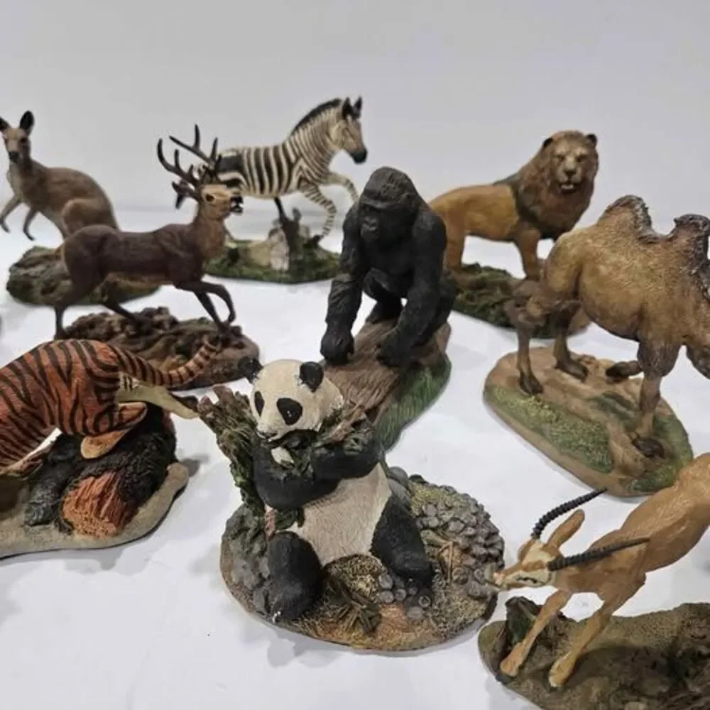 Wildlife preservation trust international Animal Figurines Collection